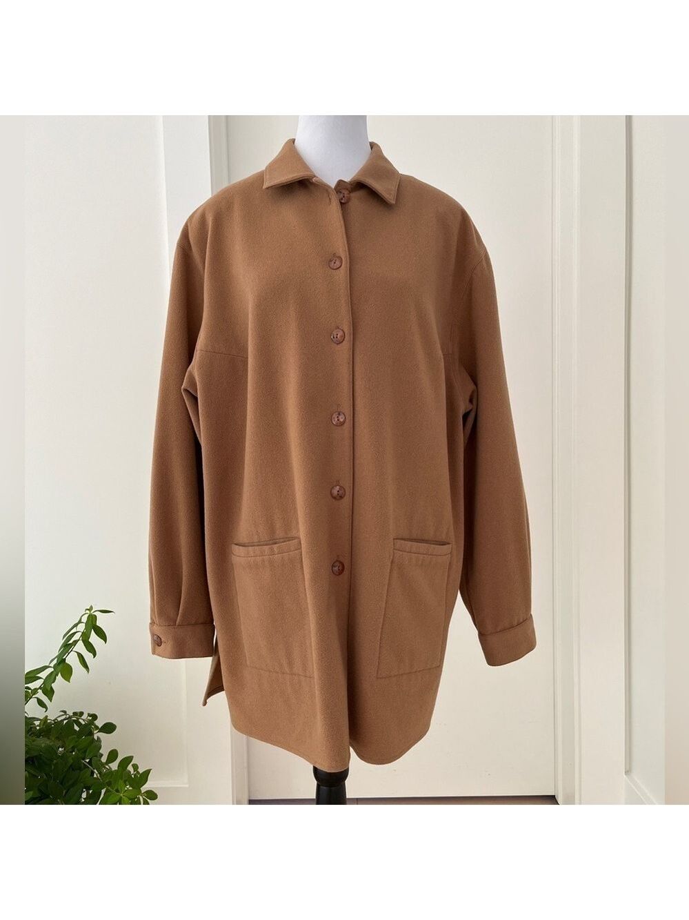 LINA LERICI Italy Button Front  Patch Pockets Unlined Jacket Neutral Minimalist